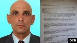 Carlos Michael Morales Rodríguez junto a una copia del Habeas Corpus interpuesto a su favor por el activista Guillermo del Sol.