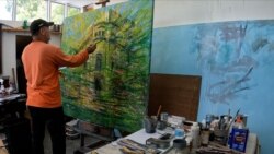 Info Martí | Teatro Amadeo Roldán, una ruina que renace entre los pinceles de Ismael Gómez Peralta Info Martí | Teatro Amadeo Roldán, una ruina que renace entre los pinceles de Ismael Gómez Peralta