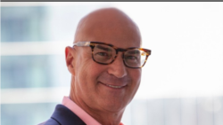 Entrevista al periodista y escritor cubano Rubén Cortés, desde México, a la revista informativa Martí Noticias AM  Entrevista al periodista y escritor cubano Rubén Cortés, desde México, a la revista informativa Martí Noticias AM