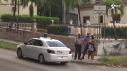 Info Martí | Régimen frustra reunión de familiares de presos políticos con representantes de EEUU Info Martí | Régimen frustra reunión de familiares de presos políticos con representantes de EEUU