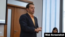 El profesor Bohdan Chuma, de la Universidad Católica de Lviv.