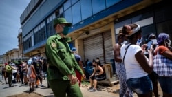 Critican desproporcionado uso de la fuerza para controlar coleros Critican desproporcionado uso de la fuerza para controlar coleros