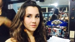 Estudiante interrogada por Seguridad del Estado en el conservatorio Amadeo Roldán Estudiante interrogada por Seguridad del Estado en el conservatorio Amadeo Roldán