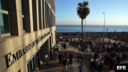 Vista del edificio de la embajada de Estados Unidos en La Habana.