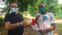 Lo sacaron de la casa para el tribunal, lo enjuiciaron y luego a la cárcel Lo sacaron de la casa para el tribunal, lo enjuiciaron y luego a la cárcel