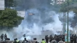 Oficialistas y opositores conmemoran el Día de la Juventud en Venezuela Oficialistas y opositores conmemoran el Día de la Juventud en Venezuela