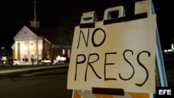 La Iglesia Católica Santa Rosa de Lima durante la misa dominical por las víctimas de la Escuela Primaria Sandy Hook, en Newton.