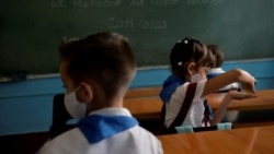 A punto de empezar las clases primarias, no hay uniformes ni productos de higiene A punto de empezar las clases primarias, no hay uniformes ni productos de higiene