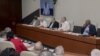 De izquierda a derecha, Esteban Lazo, José Ramón Machado Ventura, Manuel Marrero, Miguel Díaz Canel y Salvador Valdés Mesa en una reunión del Consejo de Ministros (Foto tomada de un mensaje de Twitter de la Presidencia de Cuba).