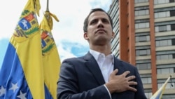 Juan Guaidó jura como presidente de Venezuela
