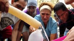 Habaneros cuentan las dificultades que enfrentan con la falta de agua potable Habaneros cuentan las dificultades que enfrentan con la falta de agua potable