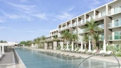 Comunidad gay reacciona a apertura de primer hotel LGBTI en Cuba Comunidad gay reacciona a apertura de primer hotel LGBTI en Cuba