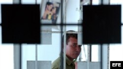 Un funcionario de orden interior en una cárcel cubana.