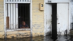 Residente en Batabanó: "Ya hay casas inundadas" Residente en Batabanó: "Ya hay casas inundadas"