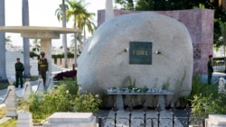 Déxter Pérez informa sobre la sanción a su hermano en Holguín, por no rendir luto a Fidel Castro Déxter Pérez informa sobre la sanción a su hermano en Holguín, por no rendir luto a Fidel Castro