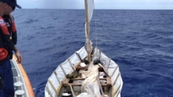 Interceptan a cinco balseros en aguas de Florida Interceptan a cinco balseros en aguas de Florida