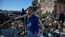 Ola de solidaridad con damnificados por tornado en La Habana Ola de solidaridad con damnificados por tornado en La Habana