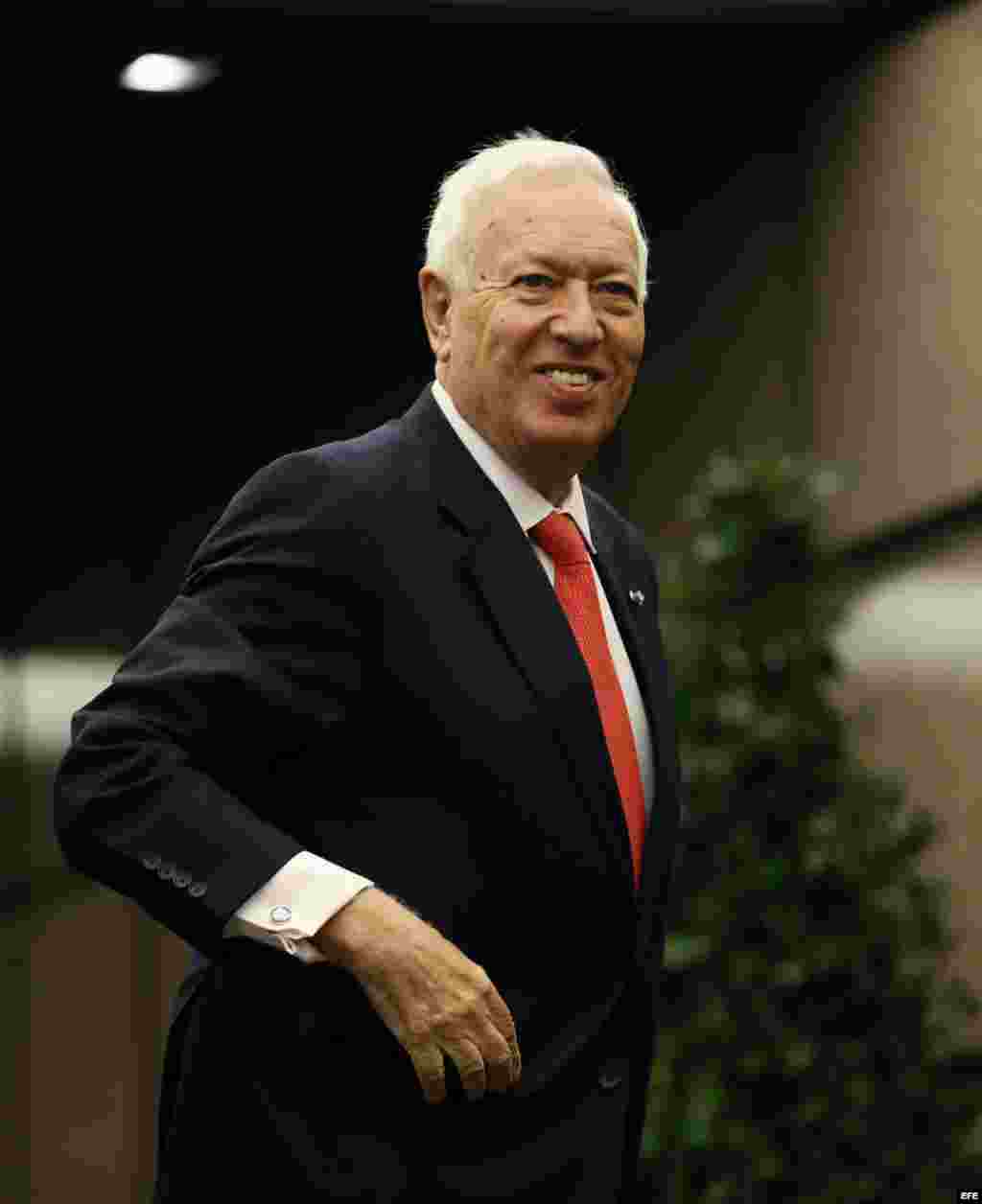 El ministro de Asuntos Exteriores en funciones, José Manuel García-Margallo, a su llegada a la cena