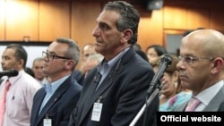 el Tribunal Supremo de Venezuela condenó a prisión a Enzo Scarano, alcalde de San Diego, Carabobo, por no disolver las barricadas de protesta.ndenado a prisión porla