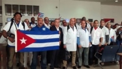 Ecuador pone fin al convenio para recibir médicos cubanos Ecuador pone fin al convenio para recibir médicos cubanos