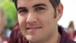 "He sido víctima de una discriminación por motivos políticos" "He sido víctima de una discriminación por motivos políticos"