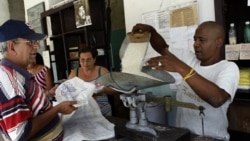 La irregularidad en distribución de alimentos normados es cada vez más frecuente en la isla La irregularidad en distribución de alimentos normados es cada vez más frecuente en la isla