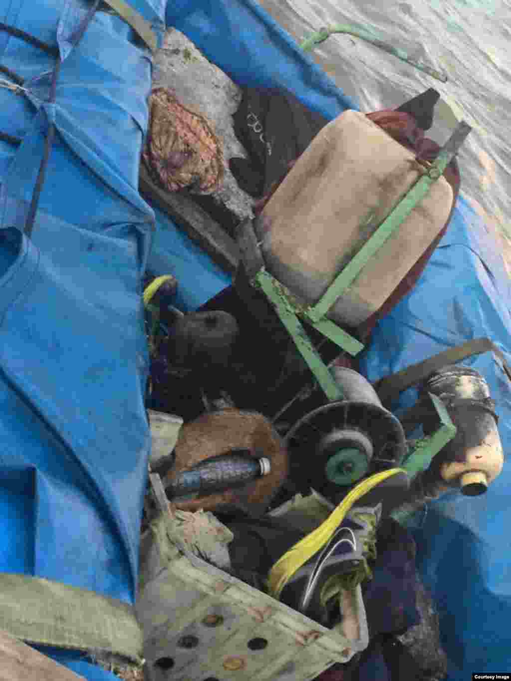 Embarcación en la que 13 cubanos viajaron desde Cuba hasta Key Biscayne. Foto Cortesía de Jorge L. Camero.