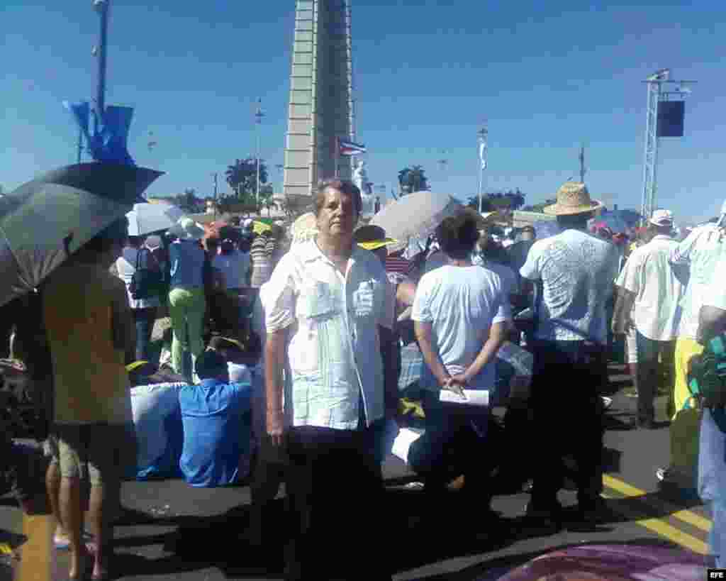 Oswaldo Payá logró llegar a la misa