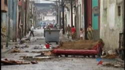 Fuertes lluvias dejan destrucción y muerte en la capital cubana Fuertes lluvias dejan destrucción y muerte en la capital cubana