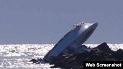 Así quedó la lancha en la que viajaba José Fernández junto a sus dos amigos.