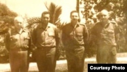 Ángel Martínez Riosola a la izquierda.