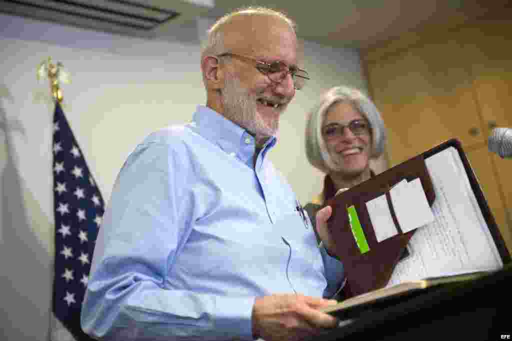 El cardenal Beniamino Stella, durante la misa que oficiara en la Catedral de La Habana (Cuba).
