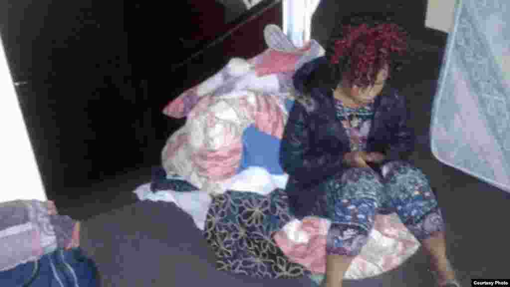 Una de las detenidas en el Hotel Carrión, en Quito, Ecuador.