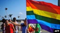 Miembros de la comunidad LGBTI en Cuba.