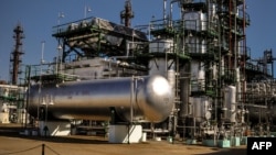 Una refinería en Cuba.