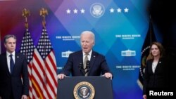 El presidente Joe Biden habla sobre la guerra en Ucrania y anuncia más ayuda militar para el país eslavo, en la Casa Blanca, en Washington.
