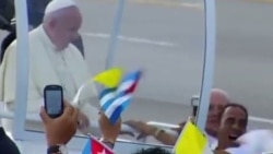 Dama de Blanco denuncia golpiza a Zaqueo Báez Dama de Blanco denuncia golpiza a Zaqueo Báez