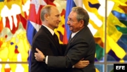 Castro y Putin. Foto Archivo
