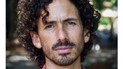 'Me ponen en un calabozo con siete reclusos' 'Me ponen en un calabozo con siete reclusos'