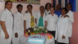 Acusan a Raúl Castro y Díaz-Canel por "esclavitud" de médicos cubanos Acusan a Raúl Castro y Díaz-Canel por "esclavitud" de médicos cubanos