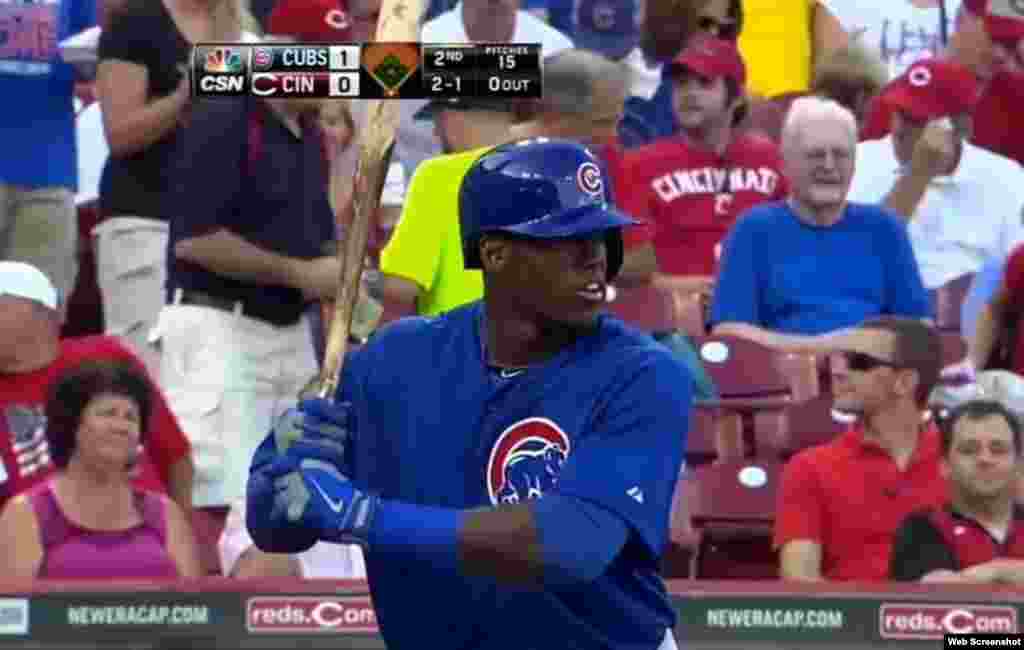 El jardinero derecho de los Chicago Cubs Jorge Soler (Habana, 1992), batea para .292, con 26 hits en 89 turnos al bate en su corta carrera en las Grandes Ligas, que comenzó en 2013. Soler ha bateado 8 dobles, 1 triple y 5 cuadrangulares en las Mayores. 