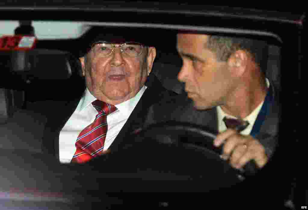 Raúl Castro en Panamá. El Gobierno cubano dice que las conversaciones con su contacto diplomático a más alto nivel con el Gobierno de Estados Unidos, desde el histórico anuncio de diciembre que anunció la normalización de las relaciones diplomáticas, se han llevado a cabo dentro de un "ambiente constructivo y respetuoso".